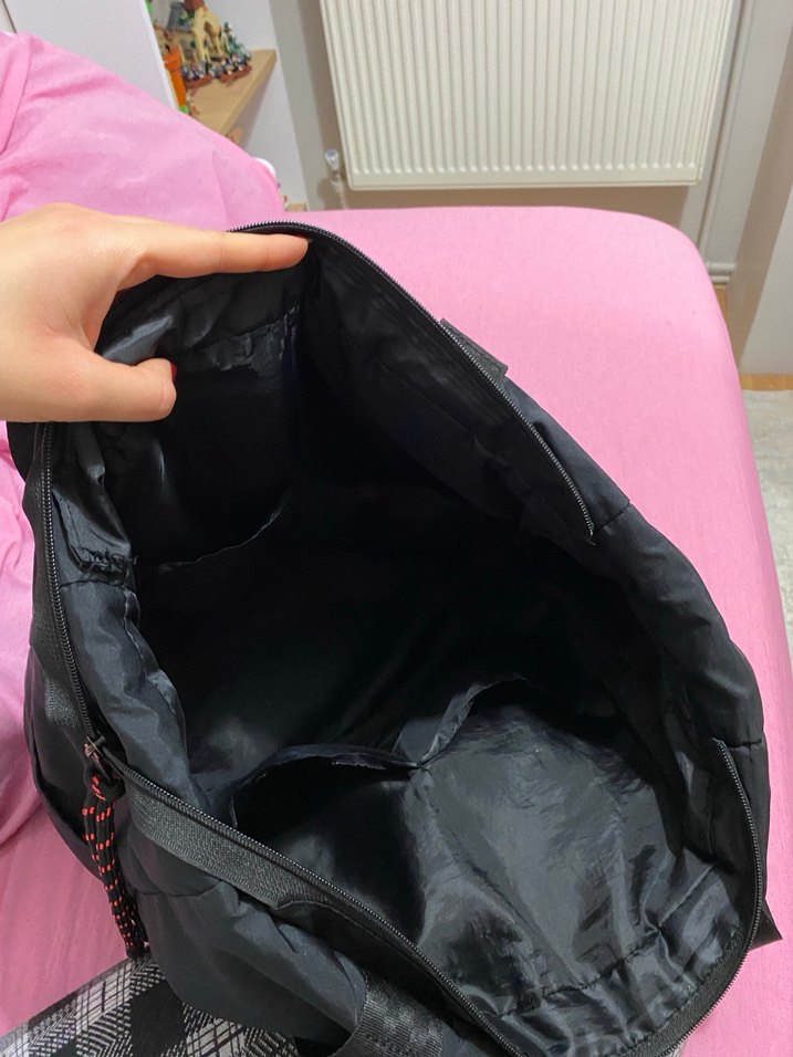 Fermuarlı Siyah Kadın Spor Çanta - Görsel 3