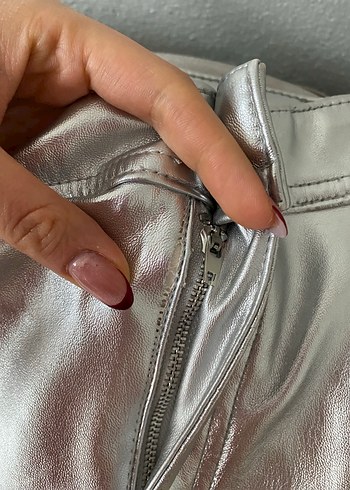 Gri Parlak pantolon - Görsel 5