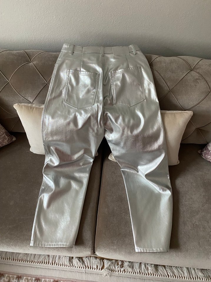 Gri Parlak pantolon - Görsel 4