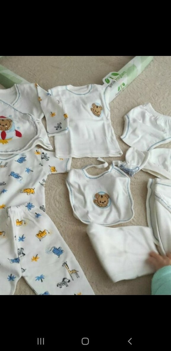 Nakışlı Beyaz Bebek Hastane Kıyafeti Seti - Görsel 3