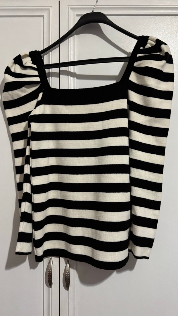 Çizgili Siyah Beyaz Kadın Triko Kazak - Görsel 2