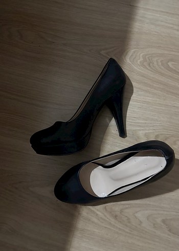 Siyah Topuklu Kadın Ayakkabı - Görsel 2