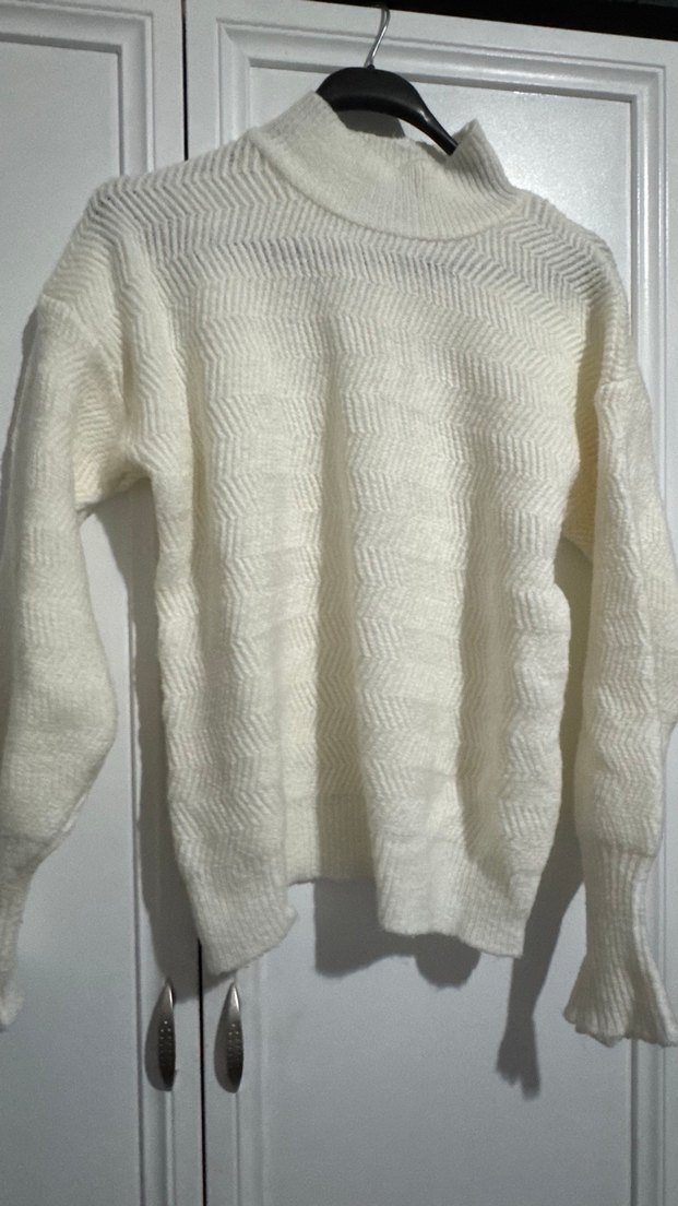 Beyaz Örgü Boğazlı Kadın Kazak - Görsel 2