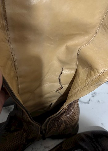 Hotiç yılan derisi çizme - Görsel 6