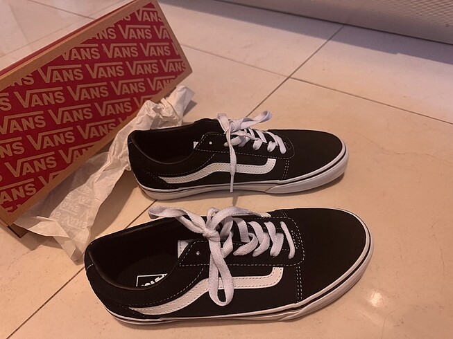 old skool vans yeni hiç giyilmedi