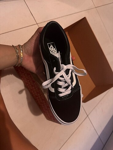 38 Beden old skool vans yeni hiç giyilmedi
