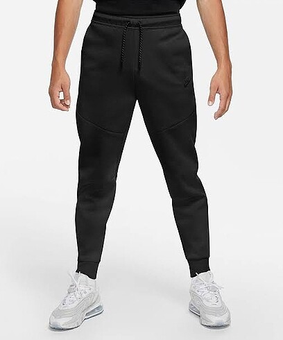 Orijinal Nike Tech Fleece S beden