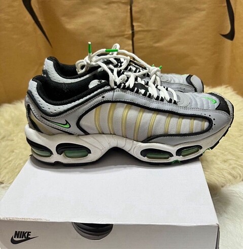 42 Beden çeşitli Renk Orijinal Nike Air Max Plus