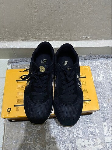 Hummel siyah parlak spor - Görsel 3