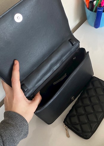 Siyah deri kapitone çanta - Görsel 3