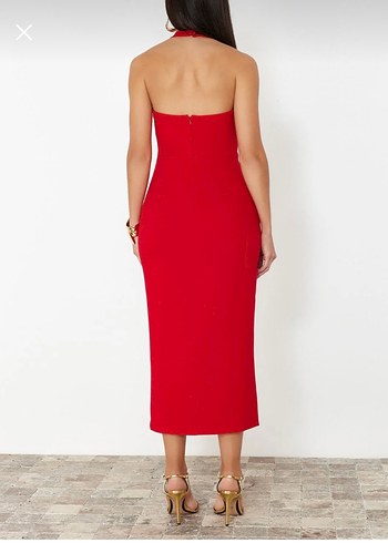 Kırmızı Vücuda Oturan Dokuma Abiye
Gece Mezuniyet Yılbaşı Elbise - Görsel 3