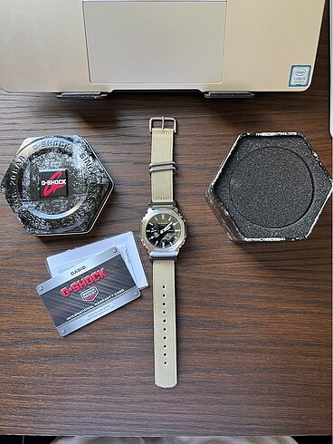 G-shock GM2100 C