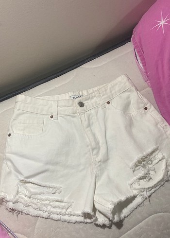 Kadın Beyaz Pamuklu Mini Denim Şort