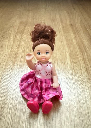 Pembe Elbiseli Renkli Bebek