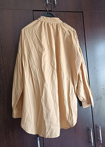 xl Beden Bej Kadın Uzun Kollu Midi Omuzu Taşlı Gömlek