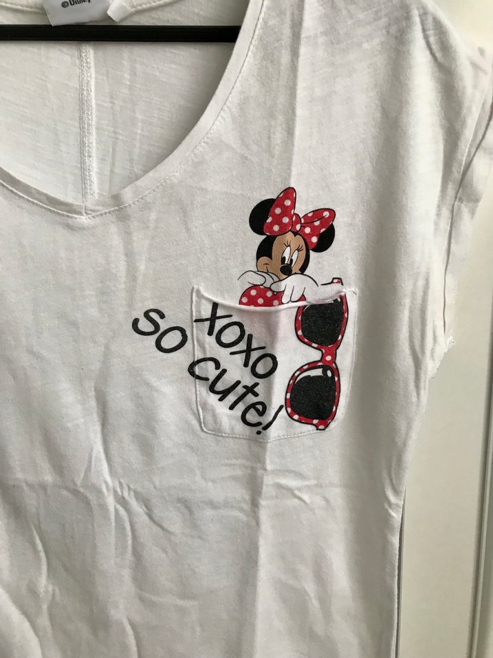 Pamuklu Beyaz V Yaka Kısa Kollu Tişört - Görsel 2