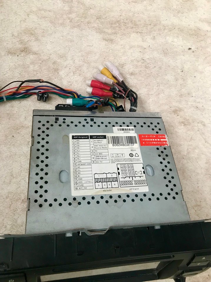 Siyah Araç Müzik Sistemi Ekranlı - Görsel 5