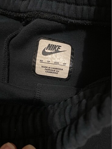 xs Beden siyah Renk Nike orjinal tech altı