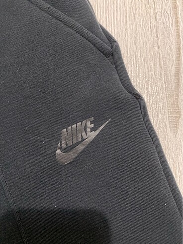 xs Beden Nike orjinal tech altı