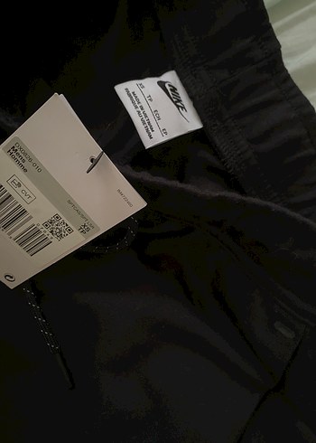 xs Beden Nike tech altı