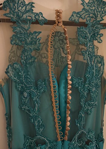 Turkuaz Dantel İşlemeli Uzun Abiye Elbise - Görsel 4