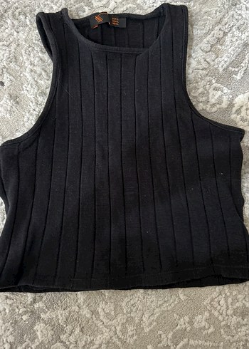Siyah Örme Kolsuz Yüksek Yaka Kadın Süveter
