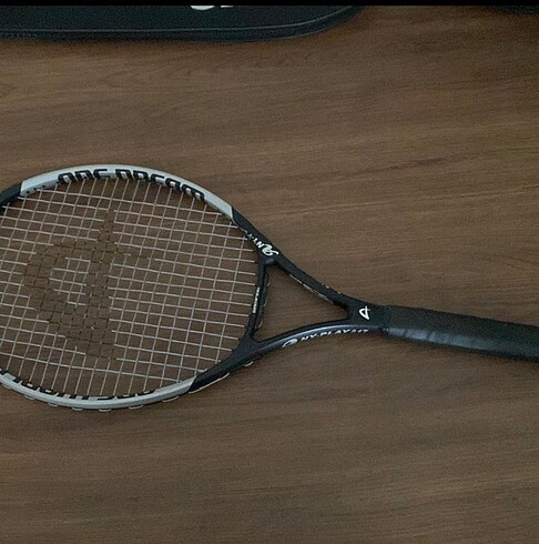 Altıs marka,Tenis raketi