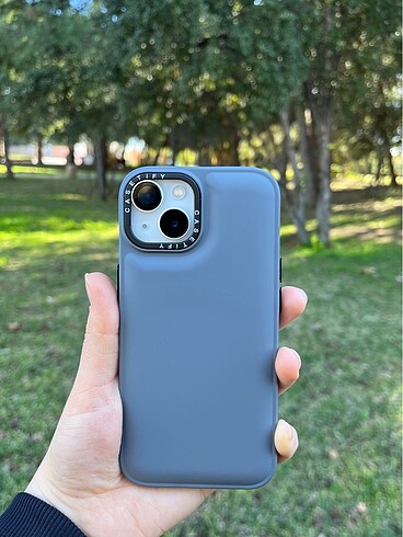 iPhone 15 Puff Kabartmalı Gri Silikon Kılıf