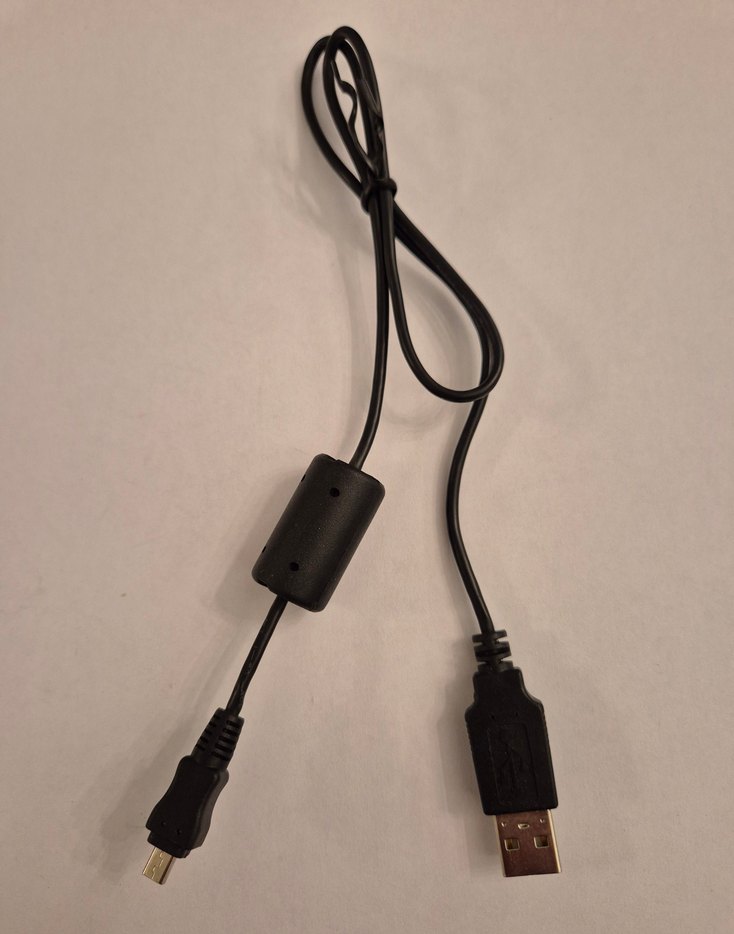 Siyah USB Telefon Şarj Kablosu
Hiç Kullanılmamıştır - Görsel 3