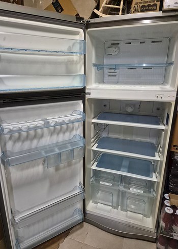 Arçelik Inox Üstten Donduruculu, sıfır gibi tertemiz Buzdolabı. - Görsel 4