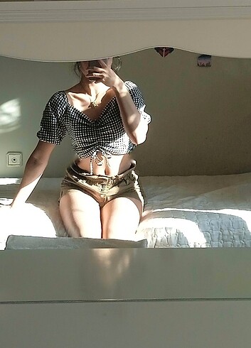 Omuz detayli crop