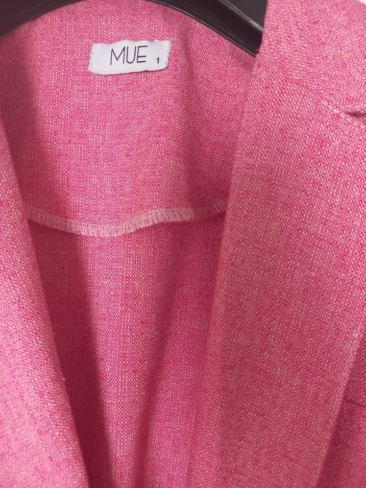 Pembe yelekli Takım - Görsel 4