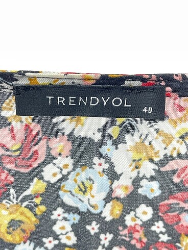40 Beden çeşitli Renk Trendyol & Milla Kısa Elbise %70 İndirimli.