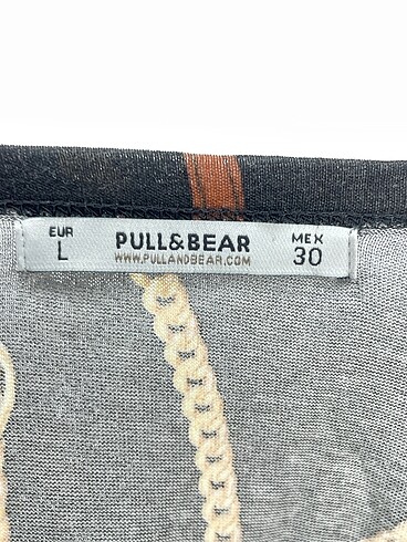 l Beden çeşitli Renk Pull and Bear T-shirt %70 İndirimli.