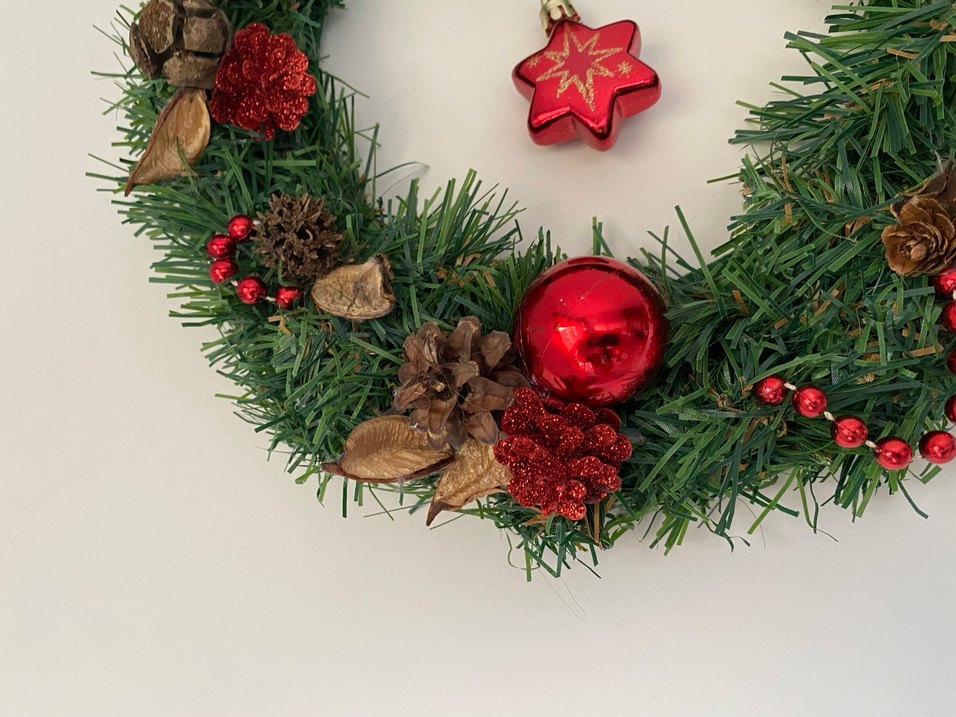 Kırmızı Süslemeli yılbaşı kapı süsü #el emeği - Görsel 3