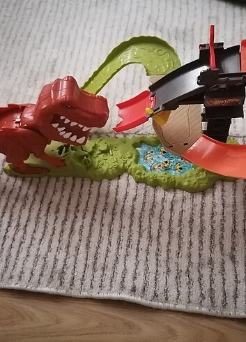 Dinozor Canavar araba yakalama 
