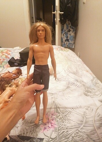 Barbie Yakışıklı Ken Bebekler