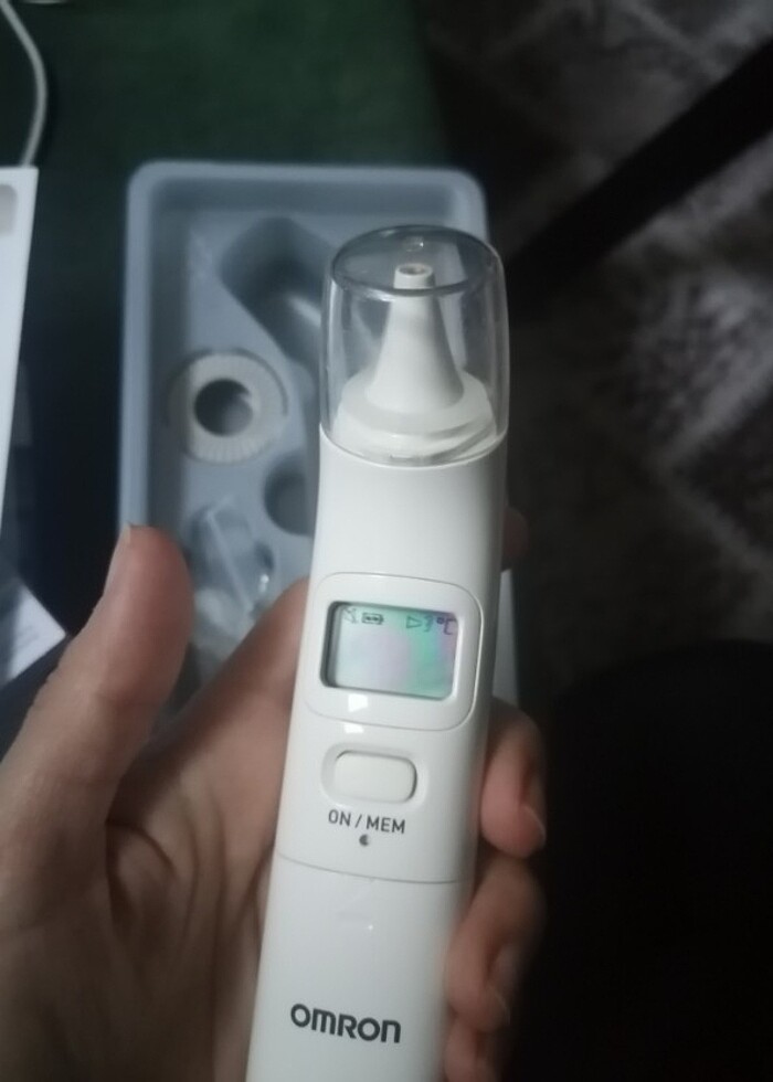 Omron MC 520 kulaktan ateş ölçme  - Görsel 2