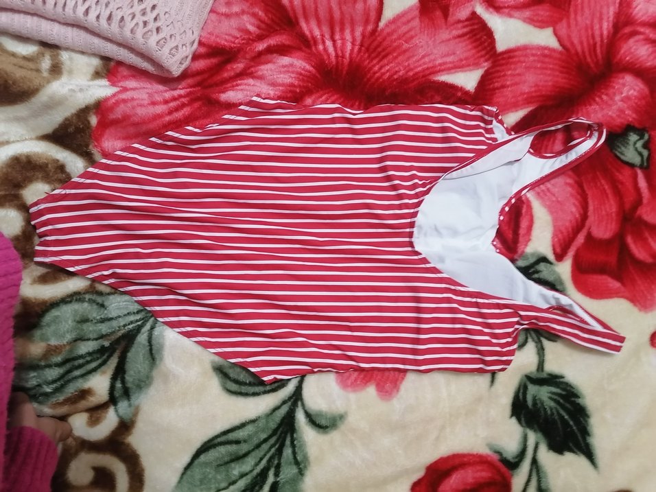 Kırmızı Çizgili Kadın Mayo - Görsel 2