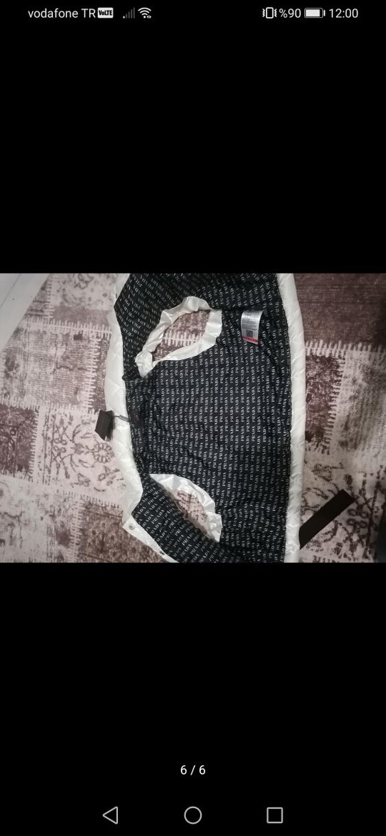 Beyaz Düğmeli Kadın Şişme Yelek — görsel 6/7