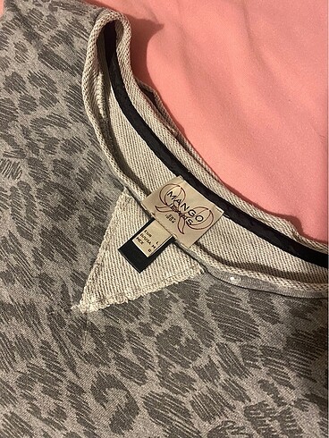 Mango Mango Sweatshirt