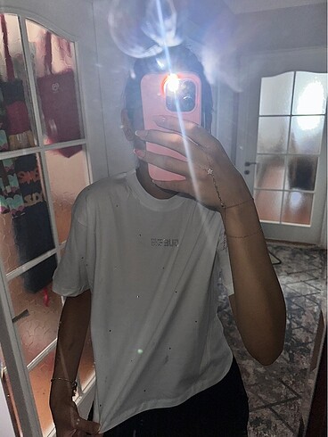 guess tisort