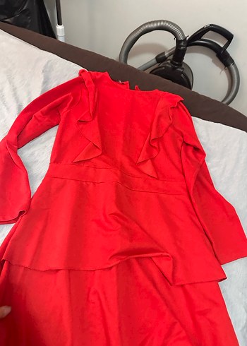 Uzun Kollu Kırmızı Fırfırlı Kadın Elbise - Görsel 2