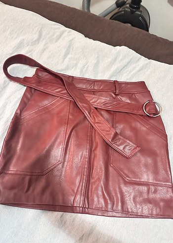 Bordo Deri Kemerli Mini Etek - Görsel 2