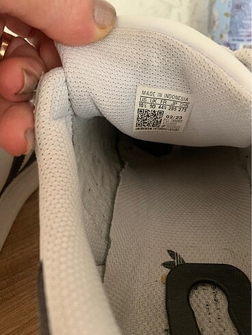 45 Beden beyaz Renk Hakiki adidas erkek ayakkabı