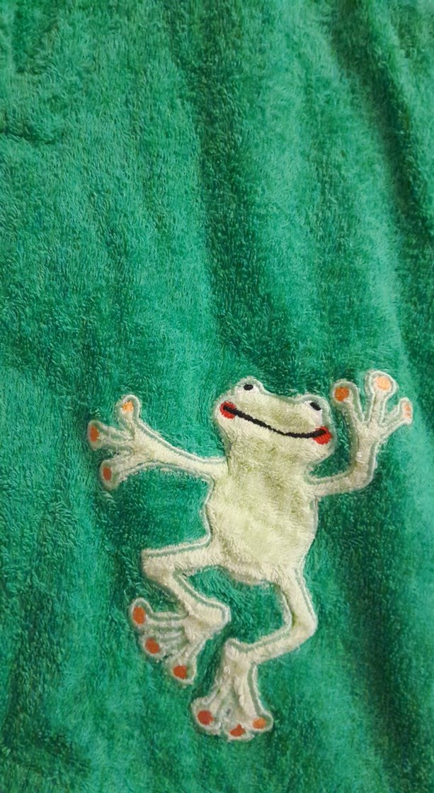 Kapüşonlu Yeşil Erkek Çocuk Bornoz 3/4 yaş - Görsel 3