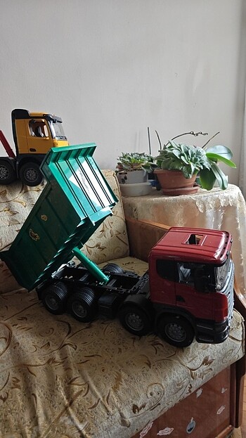  Beden Scania bruder