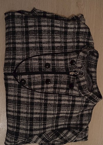 Düğmeli Gri kadın kaban - Görsel 3