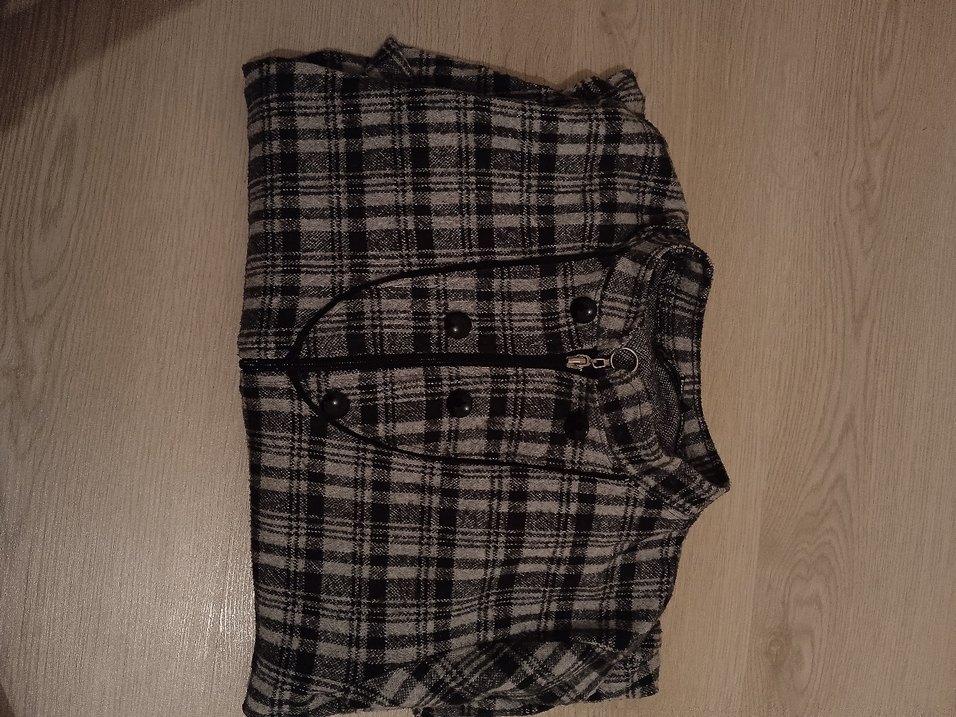 Düğmeli Gri kadın kaban - Görsel 3