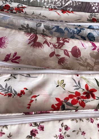 Çiçek Desenli Çok Renkli yastık kılıfları - Görsel 3